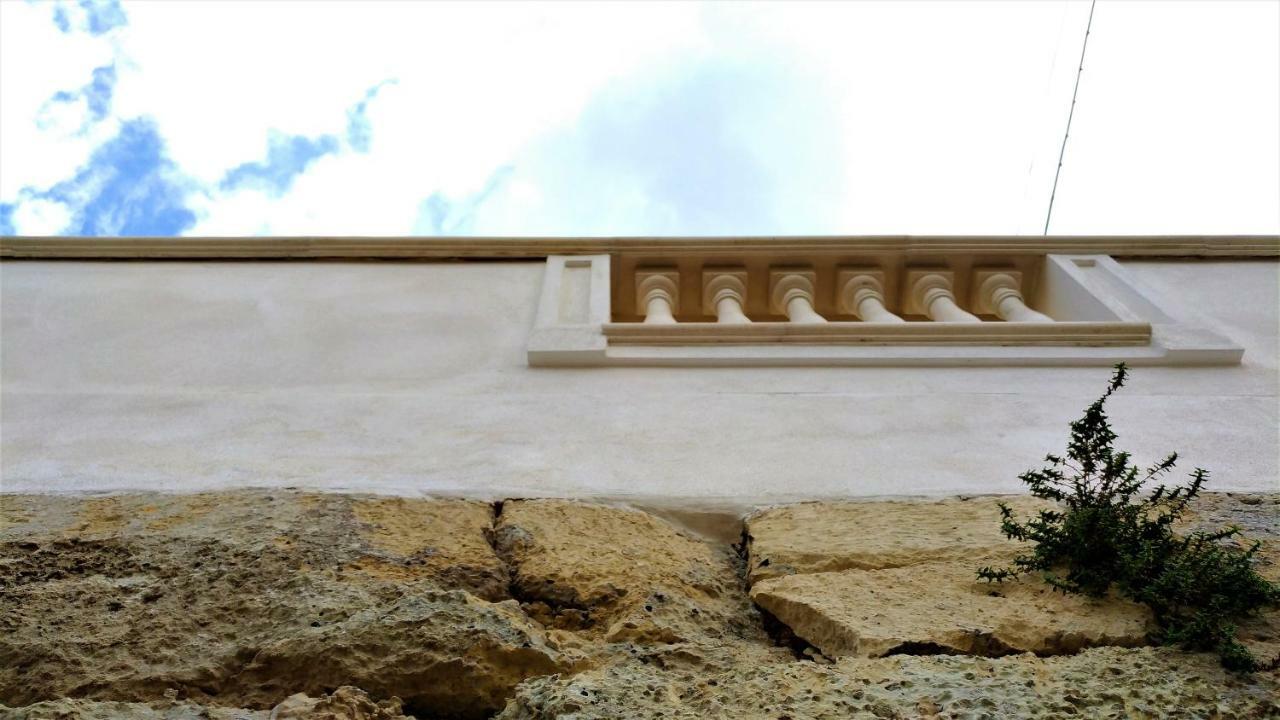 مبيت وإفطار ليتشي La Roche المظهر الخارجي الصورة